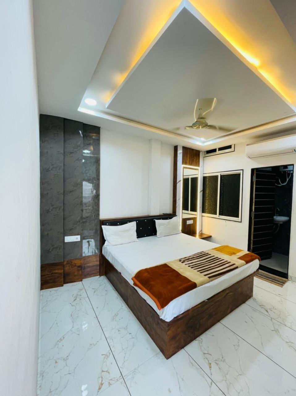 Hotel Shree Shyam Sharnam Godarpura Kültér fotó