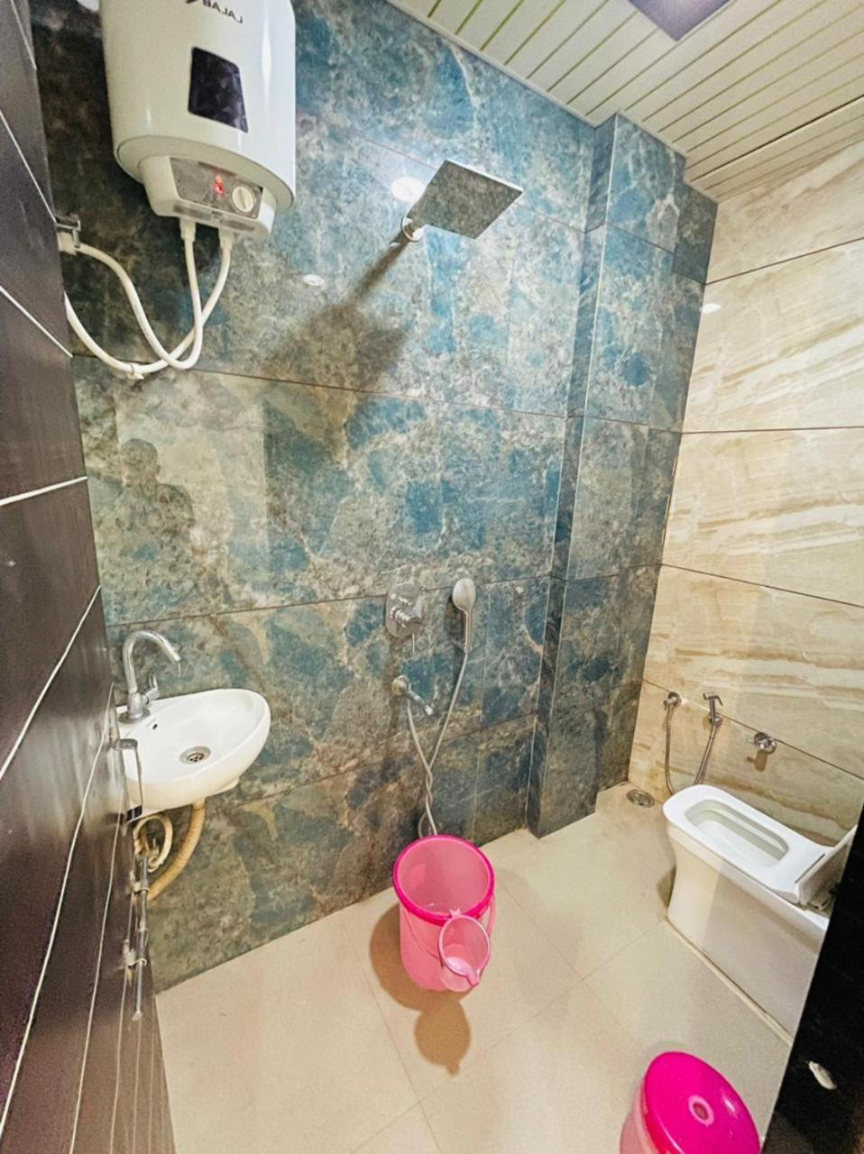 Hotel Shree Shyam Sharnam Godarpura Kültér fotó